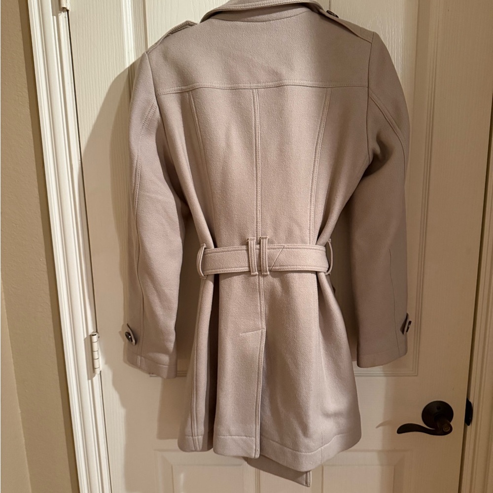 Burberry Taupe Trench Coat Classic Double Breasted Design - Picture 5 of 9